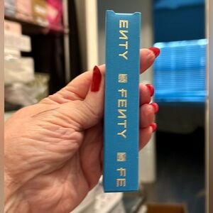 FENTY EAU DE PARFUM TRAVEL SPRAY NEW